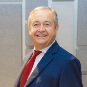 2025 fevziokumus headshot 3